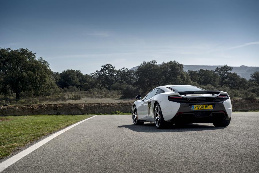  McLaren 650S 2014 года  (фото 10 из 30)
